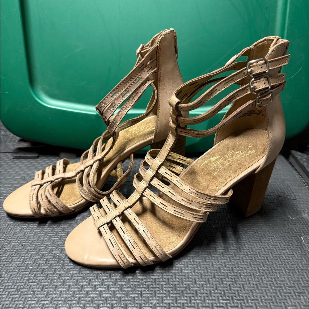 AEROSOLES Tan Strappy Heels
